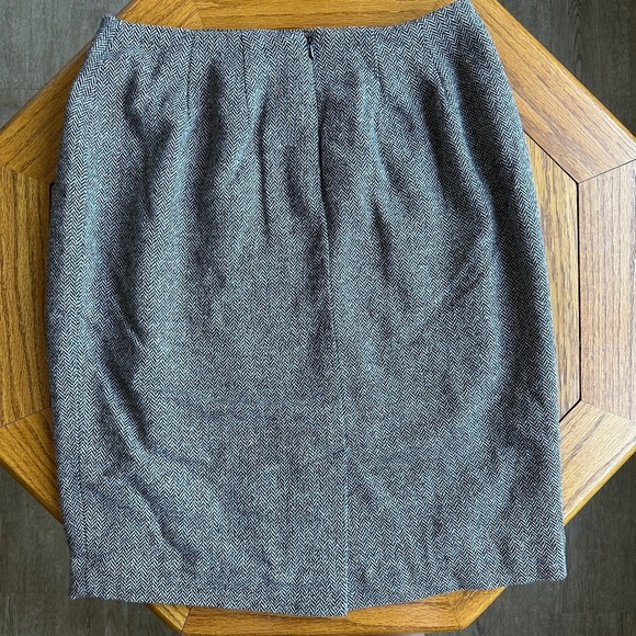 *LORD & TAYLOR* Petite Black x White Wool Pencil Skirt Size 8P - Picture 4 of 5